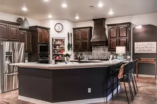 51 Red Maple Ct, Lake Jackson, TX 77566 - Photo 7