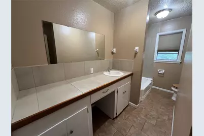 1026 Meyer Street, La Marque, TX 77568 - Photo 9