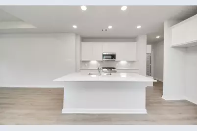 120 West Canopy Crossing Circle, Conroe, TX 77301 - Photo 5