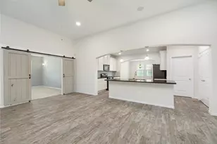 350 American Black Bear Dr, Crosby, TX 77532 - Photo 9