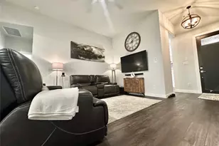420 Flowering Lotus Ct, Willis, TX 77318 - Photo 5