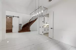 18 Player Vista Pl, The Woodlands, TX 77382 - Photo 7