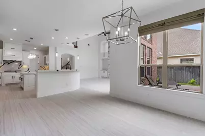 18 Player Vista Place, The Woodlands, TX 77382 - Photo 13