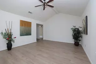 503 Allison St, Conroe, TX 77303 - Photo 5