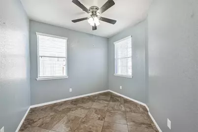 1305 Pinto Pass, Alvin, TX 77511 - Photo 19