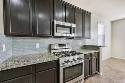 1305 Pinto Pass, Alvin, TX 77511 - Photo 15