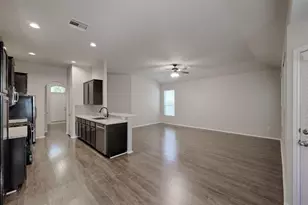 9533 E Woodmark, Conroe, TX 77304 - Photo 11