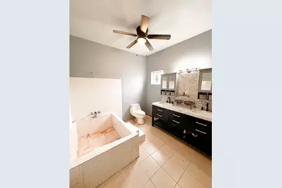 638 Kelly Lane, Angleton, TX 77515 - Photo 11