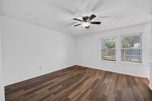 6810 McCullum Rd, Houston, TX 77489 - Photo 9