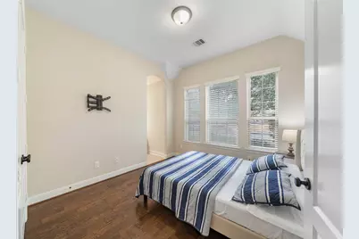 34 Danby Place, The Woodlands, TX 77375 - Photo 7
