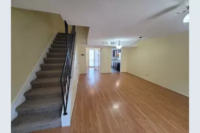 215 Post Office Street #302, Galveston, TX 77550 - Photo 5