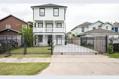 9026 McGallion Road, Houston, TX 77022 - Photo 1