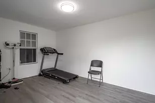 9026 McGallion Rd, Houston, TX 77022 - Photo 31