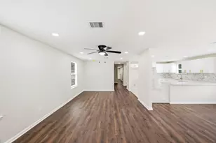 7946 Fowlie St, Houston, TX 77028 - Photo 5