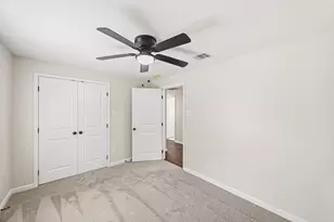 7946 Fowlie St, Houston, TX 77028 - Photo 19
