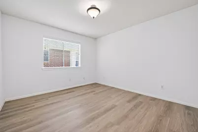 9115 N Ferndale Place Drive, Houston, TX 77064 - Photo 31