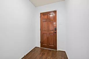 9115 N Ferndale Pl Dr, Houston, TX 77064 - Photo 7