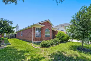 9115 N Ferndale Pl Dr, Houston, TX 77064 - Photo 3