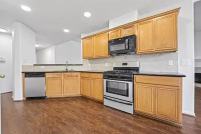 9115 N Ferndale Place Drive, Houston, TX 77064 - Photo 23