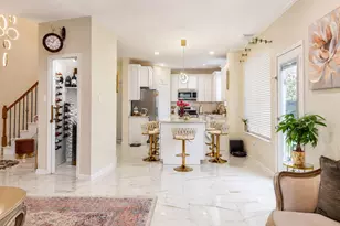 210 Windrift Ct, Sugar Land, TX 77479 - Photo 17