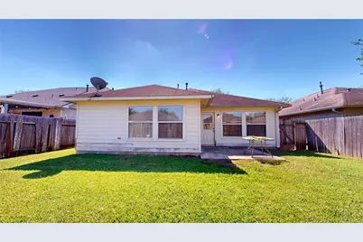 315 Crosby Village Drive, Crosby, TX 77532 - Photo 19