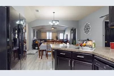 315 Crosby Village Drive, Crosby, TX 77532 - Photo 7