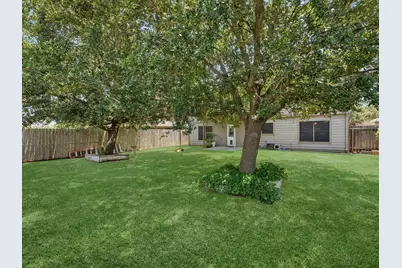 9238 Wichita Drive, La Porte, TX 77571 - Photo 25