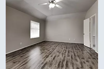 9218 Rosewell Court, Houston, TX 77095 - Photo 7