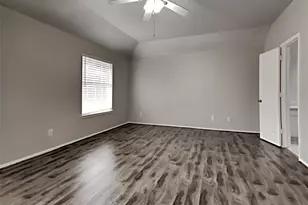 9218 Rosewell Ct, Houston, TX 77095 - Photo 7