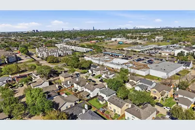 10918 Westbrae Village Drive, Houston, TX 77031 - Photo 19