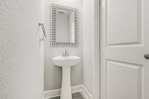 929 Oak St, Houston, TX 77018 - Photo 25
