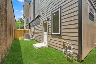 3502 Saltus St, Houston, TX 77003 - Photo 27