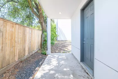 2414D Canal, Houston, TX 77003 - Photo 9