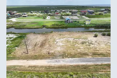 1116 Pennington Street, Gilchrist, TX 77617 - Photo 5