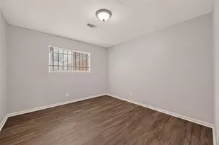 3815 Love St, Houston, TX 77026 - Photo 17