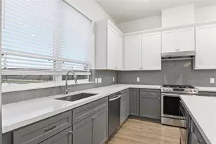 2733 Eado Edge Ct, Houston, TX 77020 - Photo 13