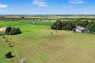7740 N US Hwy 77, Schulenburg, TX 78956 - Photo 31