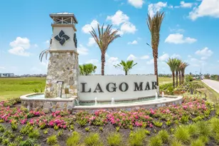 2825 Palm Branch Dr, Texas City, TX 77568 - Photo 11