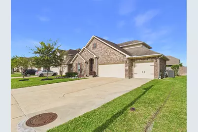 401 W Bend Drive, League City, TX 77573 - Photo 3