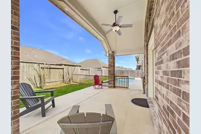 401 W Bend Drive, League City, TX 77573 - Photo 5