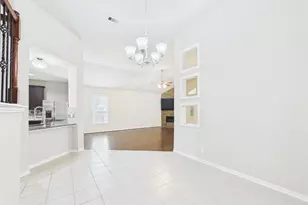 401 W Bend Dr, League City, TX 77573 - Photo 23