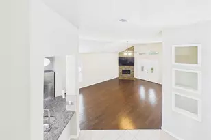 401 W Bend Dr, League City, TX 77573 - Photo 19