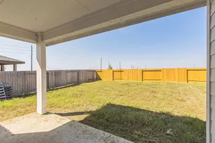 14415 Sweetwater Dr, Baytown, TX 77523 - Photo 23