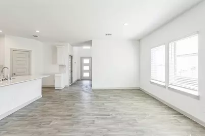 14415 Sweet Water Drive, Baytown, TX 77523 - Photo 9