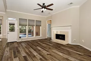 6 Thornbush Pl, The Woodlands, TX 77381 - Photo 13