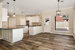 6 Thornbush Pl, The Woodlands, TX 77381 - Photo 9
