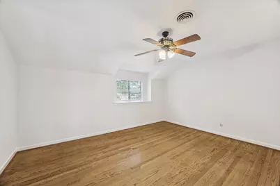 10518 Moorberry Lane, Houston, TX 77043 - Photo 11