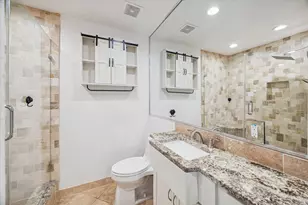 10518 Moorberry Ln, Houston, TX 77043 - Photo 13