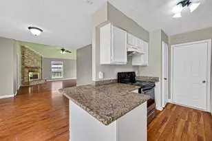 13847 Cherry Hollow Ln, Houston, TX 77082 - Photo 17