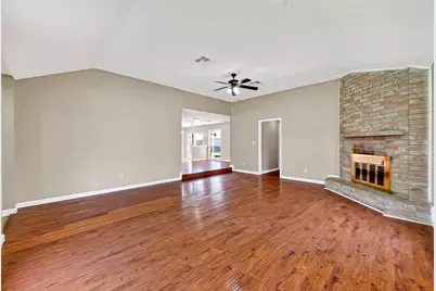 13847 Cherry Hollow Lane, Houston, TX 77082 - Photo 9